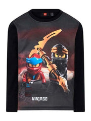 LEGO T-shirt Ninjago ZWART (LWTAYLOR 713 - Maat 122)